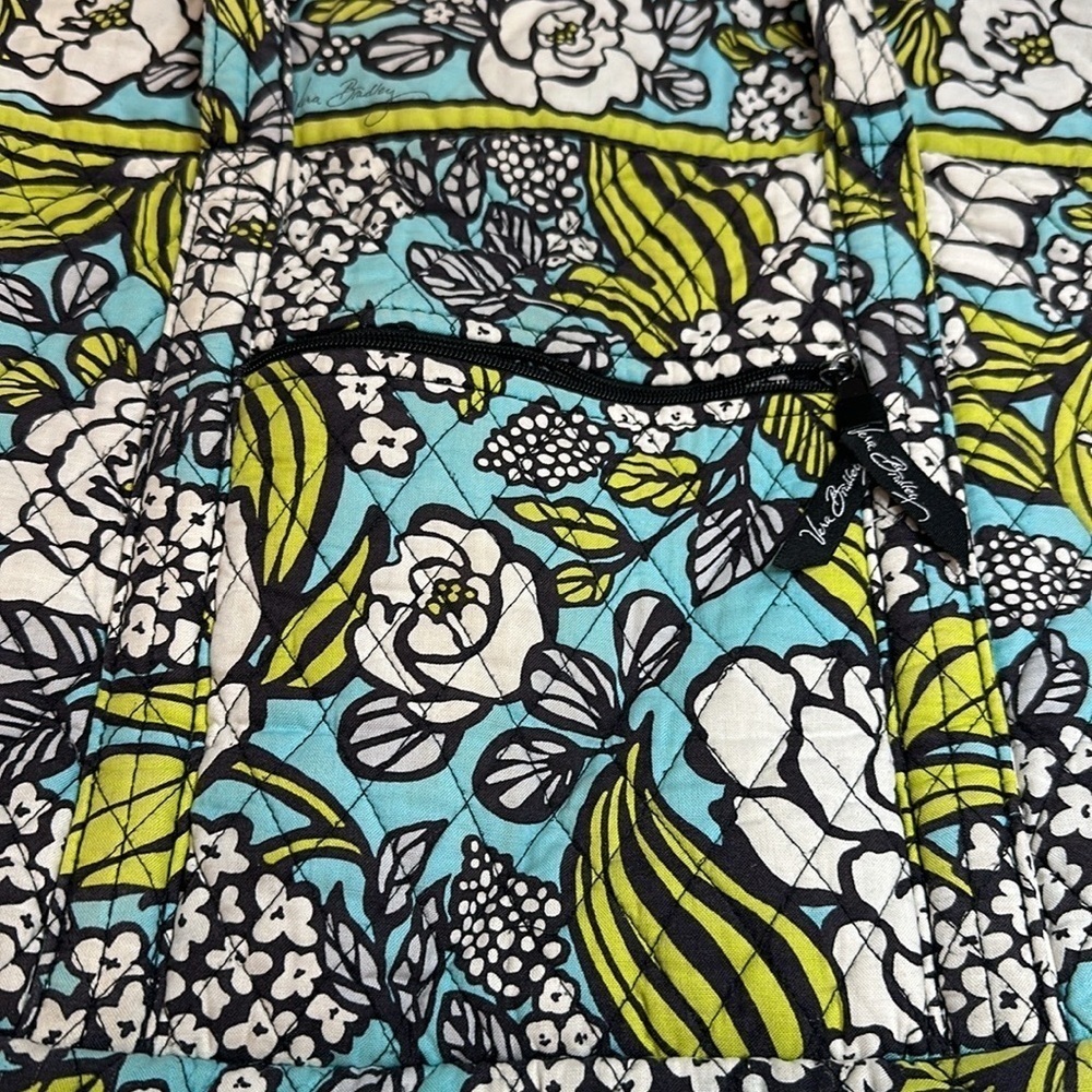 Vera Bradley Island Blooms Iconic Vera Tote and shoulder bag 2 pcs EUC - Picture 6 of 15